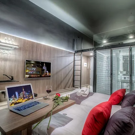 Nowy Swiat 35/4 Apartment